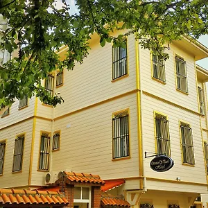 oteli̇ zi̇yaret edi̇n