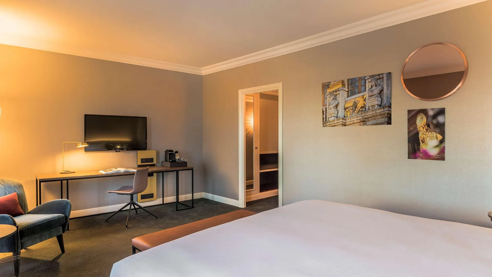 Hilton Brussels Grand Place Hotell