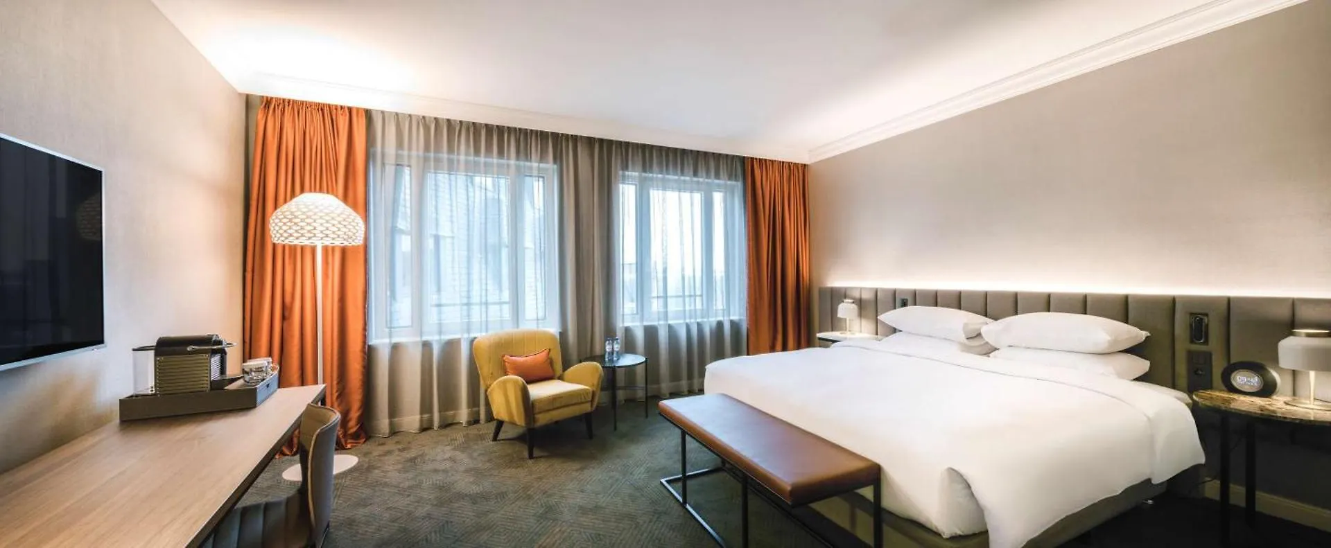 Hilton Brussels Grand Place 4*,  Belgien